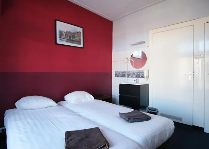 阿巴酒店 酒店 *