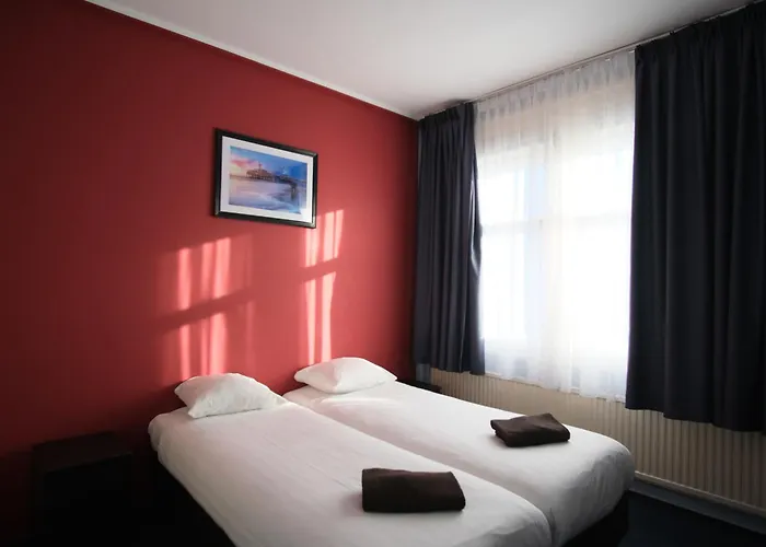 阿巴酒店 酒店 *