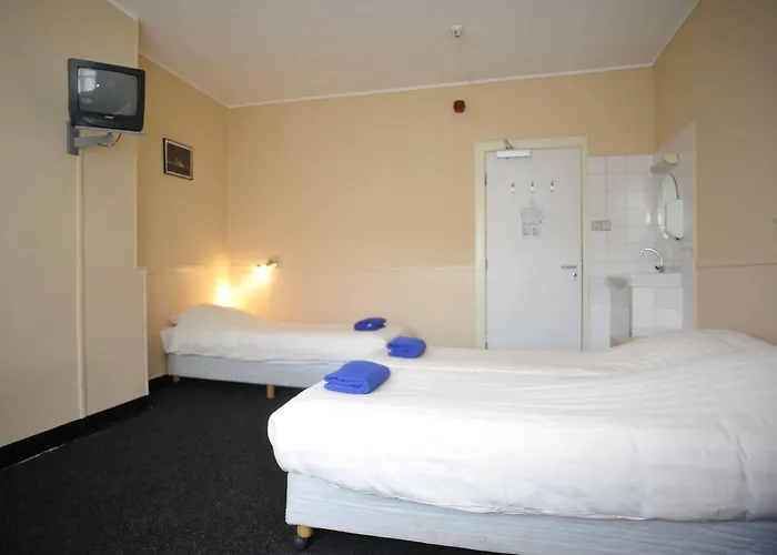 阿巴酒店 酒店 *